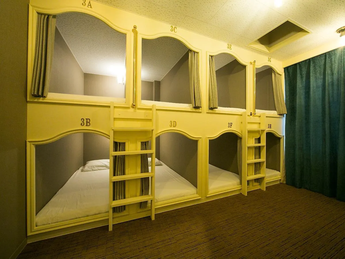 The Wardrobe Hostel Shibuya Roppongi 東京都