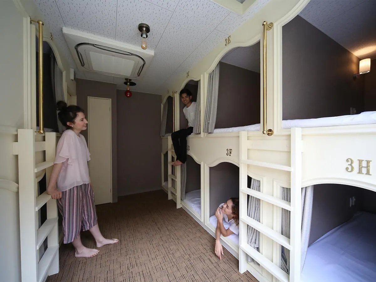 The Wardrobe Hostel Shibuya Roppongi 東京都